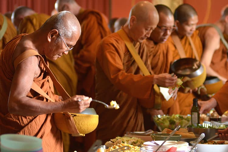 رژیم غذایی بودایی + اصول، قواعد و معرفی غذاهای رژیم غذایی بودایی